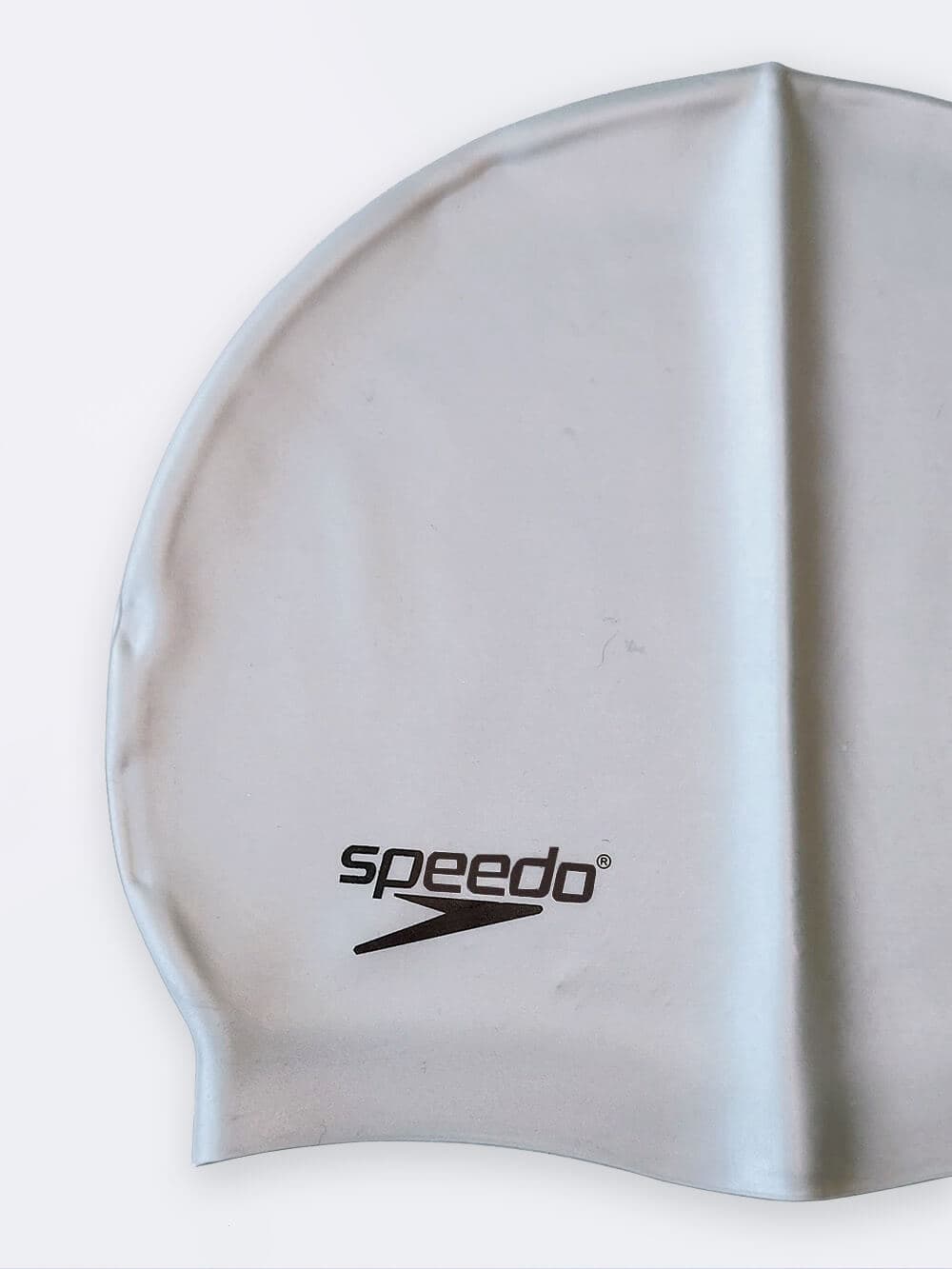 کلاه استخر طوسی رنگ زنانه و مردانه سیلیکونی اسپیدو ( Speedo ) ضد آب و ضد کلر — تصویر ۳