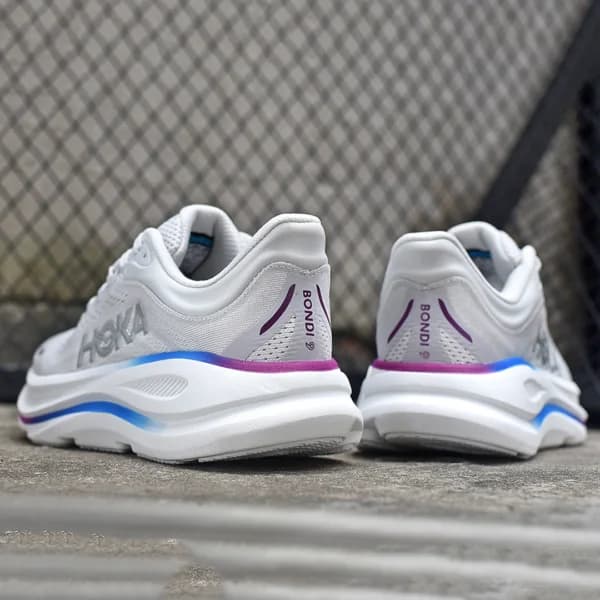 هوکا باندی 9 طوسی سفید رنگی Hoka Bondi 9 Cosmic Grey White Mesh 1162012-CYWH — تصویر ۳