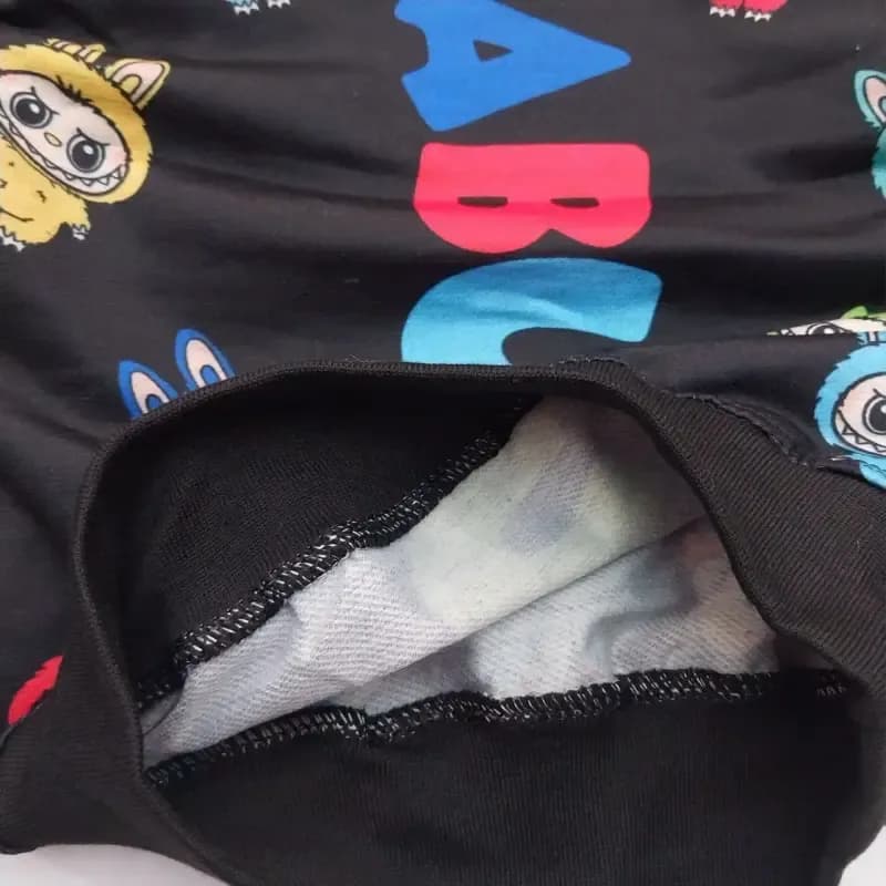 ست بلوز و شلوار بچگانه طرح لبوبو جنس اسپان دورس رنگ مشکی و طوسی سایز 40 تا 55 — تصویر ۷