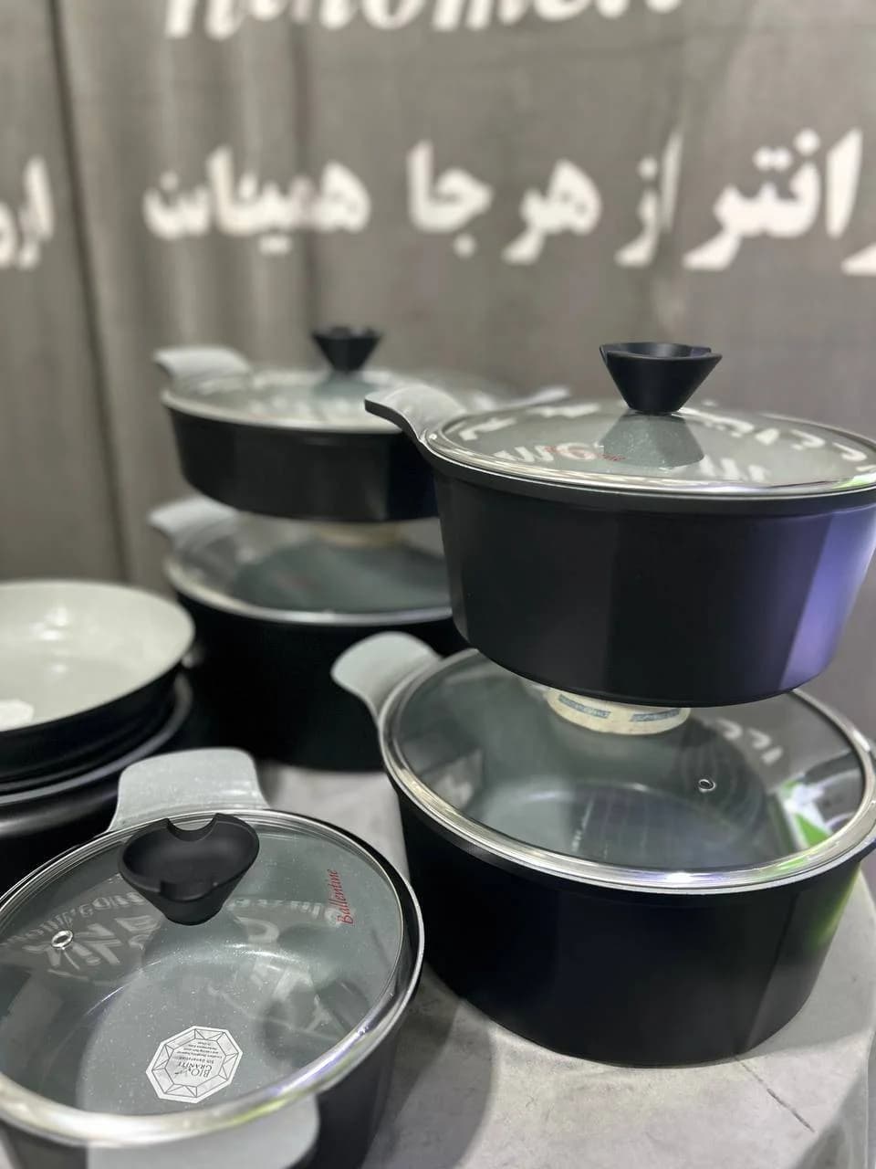 سرویس قابلمه ۱۷ پارچه بلانتینی مدل اسکار — تصویر ۴