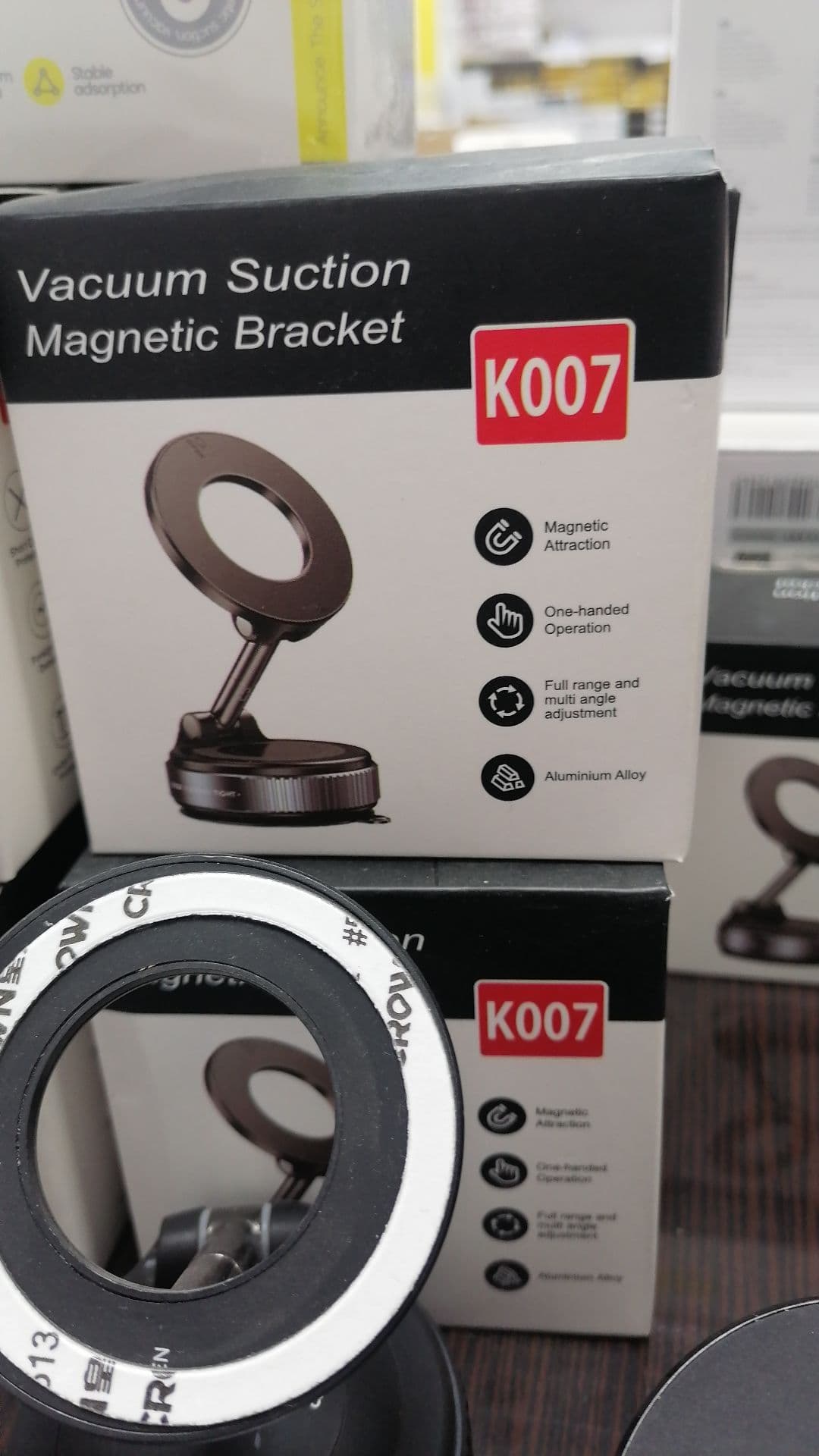 هولدر و استند مگنتی موبایل DEKY مدل K007 با قابلیت چرخش 360 درجه و نصب وکیومی اورجینال (عمده و تک)