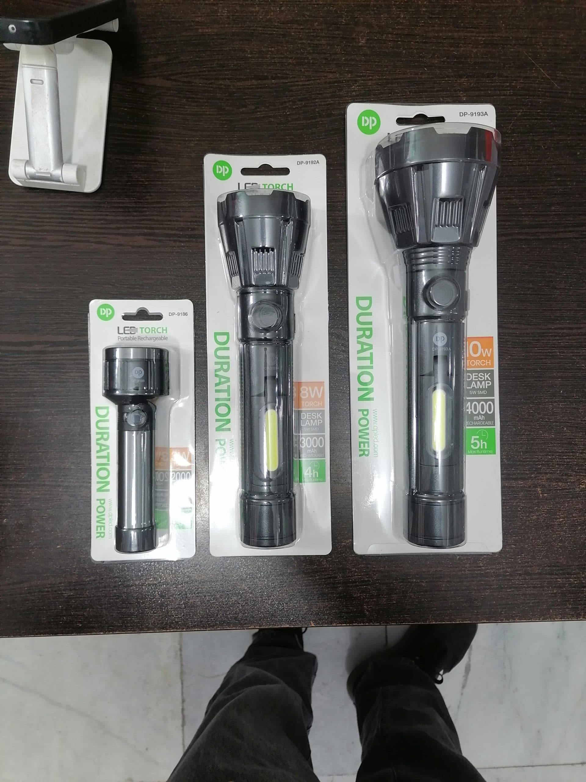 چراغ قوه زومدار 3 وات DP مدل DP-9186 سایز کوچک با شارژ USB Type-C |عمده و تک — تصویر ۲