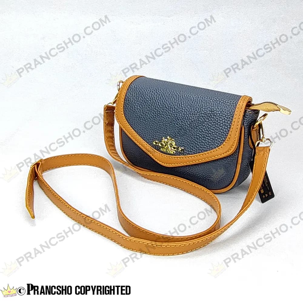 کیف پاسپورتی طرح کوچ (COACH) طوسی دوردوزی قهوه ای — تصویر ۲