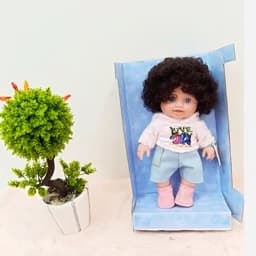 عروسک پسر لاکچری تمام گوشتی قد حدودا 30سانت موزیکال 3 آوازه مو کاشت — تصویر ۶