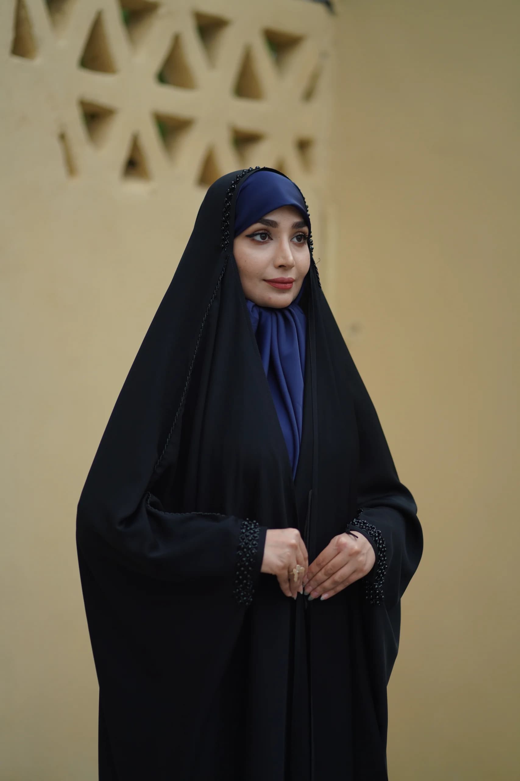 چادر جده سنگدوزی تندیس