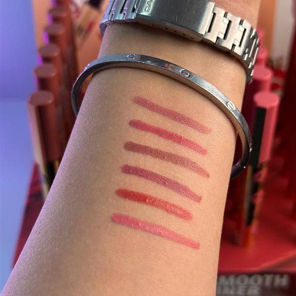 شیدینگ لب یوشاس ( Ushas matte lip liner waterproof Shading) — تصویر ۵