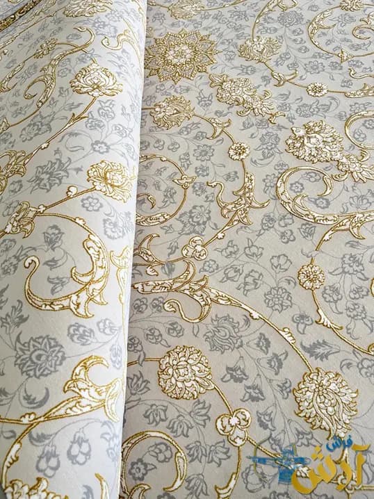 فرش کرم طلایی گل برجسته 1500 شانه طرح رها — تصویر ۵