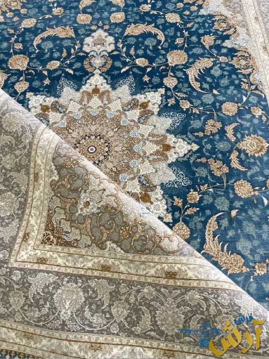 فرش آبی طلاکوب طرح صنم 1200 شانه — تصویر ۴