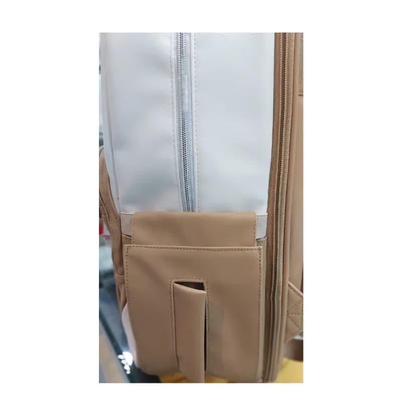 کیف نوزاد و لوازم مادر طرح چرم روبی کوکالو cocalo مدل کوله ای رنگ کرمی — تصویر ۴