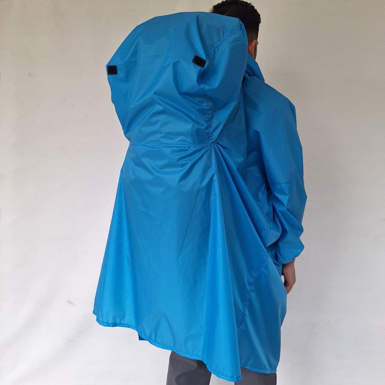 پانچو کوهنوردی پکینیو — تصویر ۵