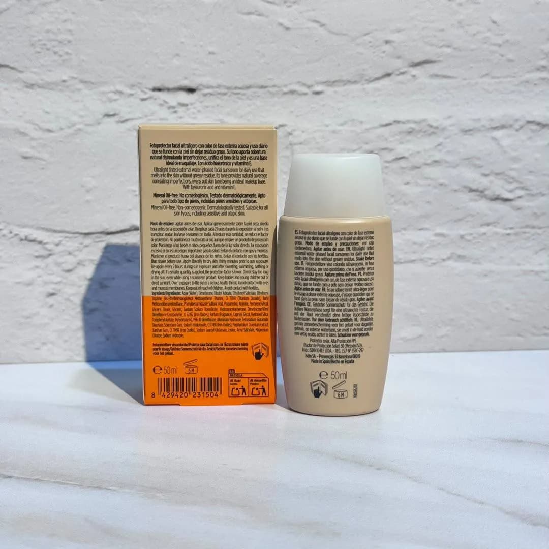ضد آفتاب رنگی ایزدین مدل لایت ISDIN Fotoprotector Fusion Water SPF 50 Light — تصویر ۵