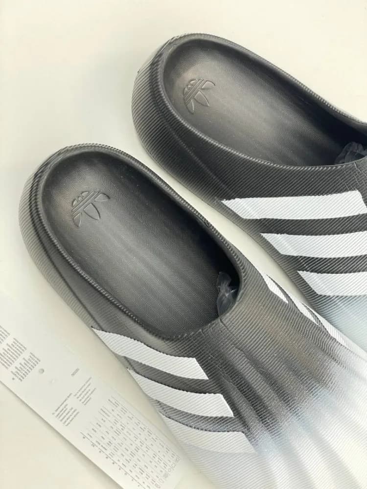 ادیداس ADIDAS تزریق eva ایویا جلو بسته پشت نعلنگی مشکی سفید طرحدار — تصویر ۴