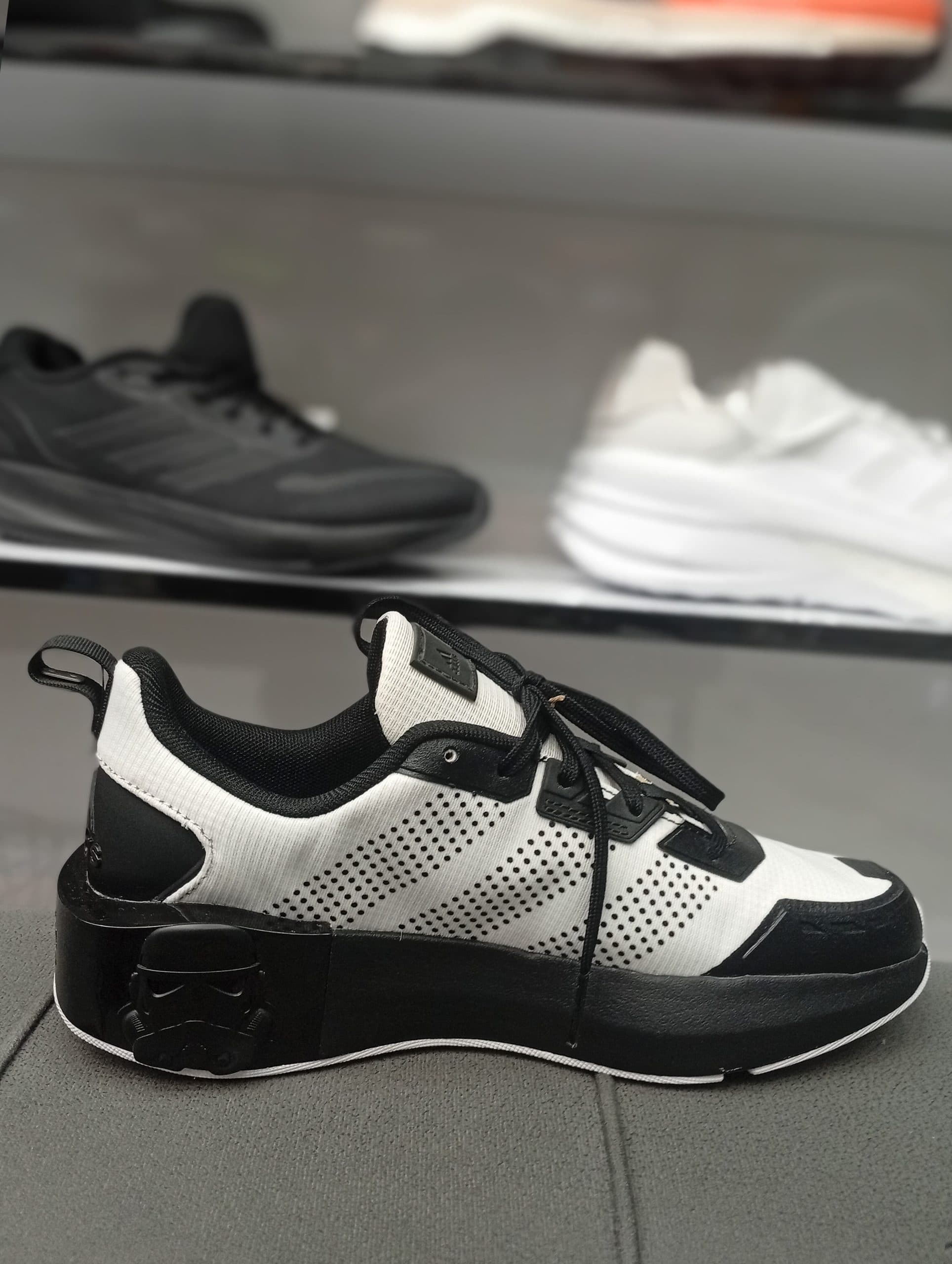 کتونی مردانه adidas مدل Star Wars — تصویر ۲