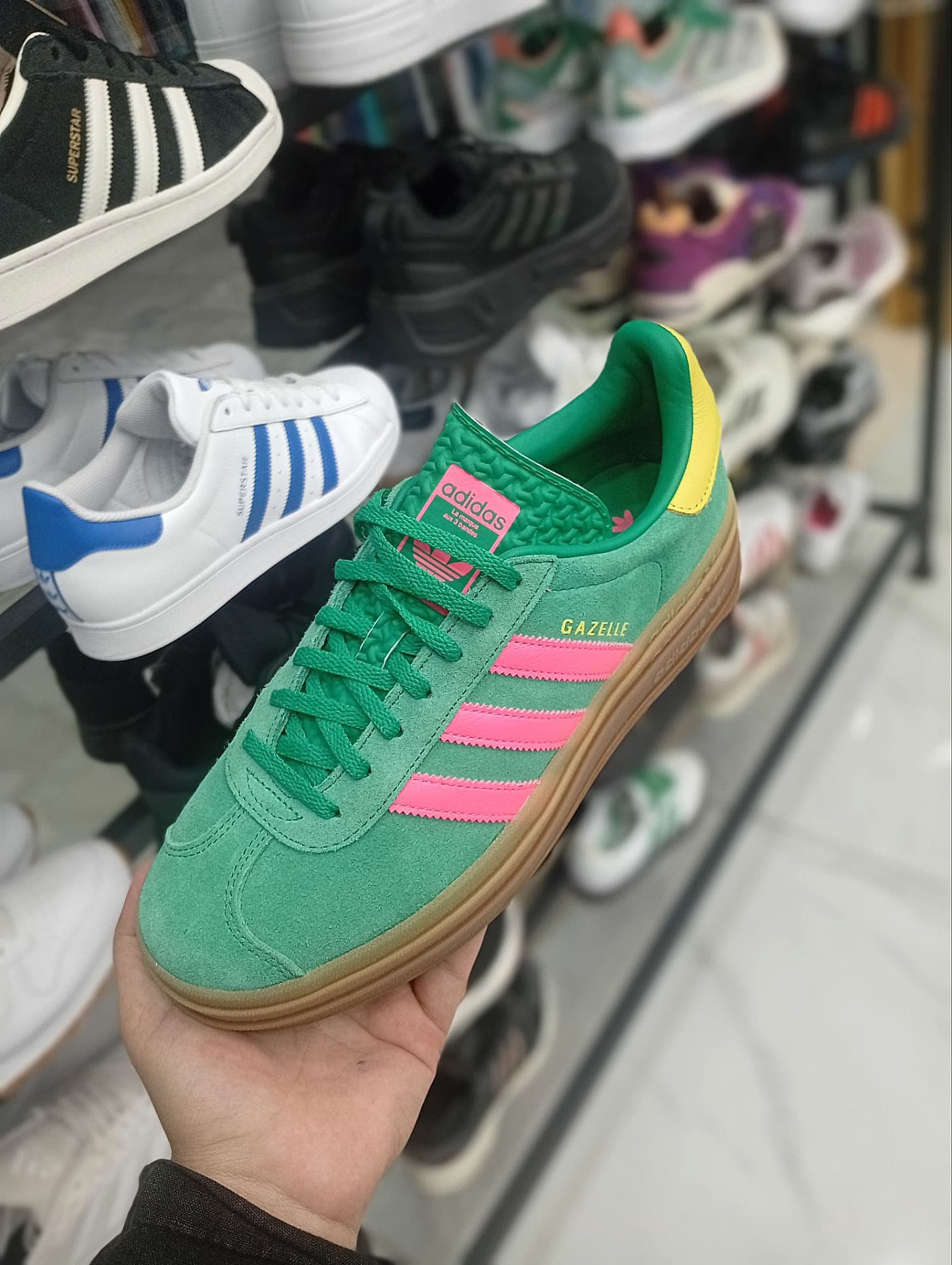 کتونی زنانه adidas مدل Gazelle — تصویر ۴