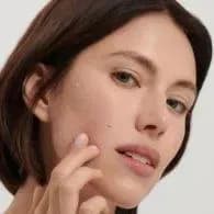 ژل لایه بردار، روشن کننده و پاک کننده اورجینال پاستل لب — تصویر ۲