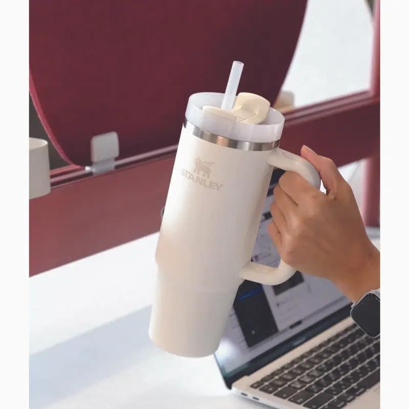 ماگ استنلی اورجینال مدل TUMBLER ظرفیت 1.18 لیتر — تصویر ۸