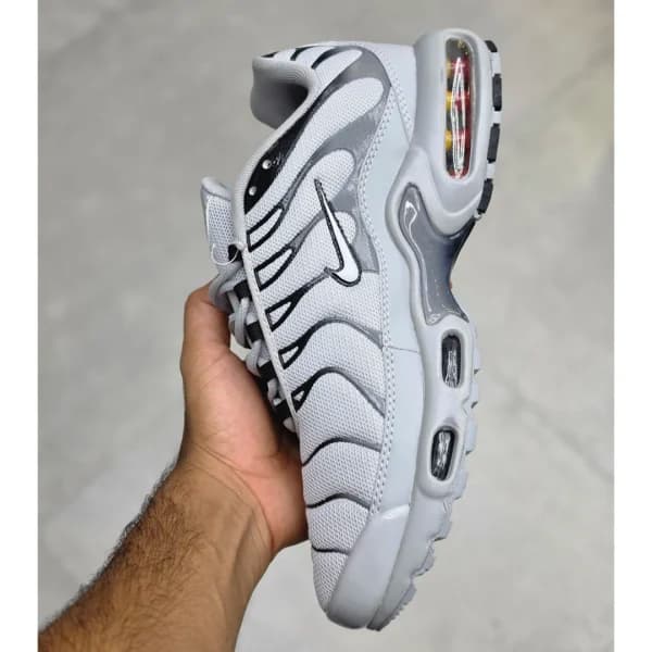 نایک تی ان ایرمکس پلاس طوسی Nike TN Air Max Plus — تصویر ۴