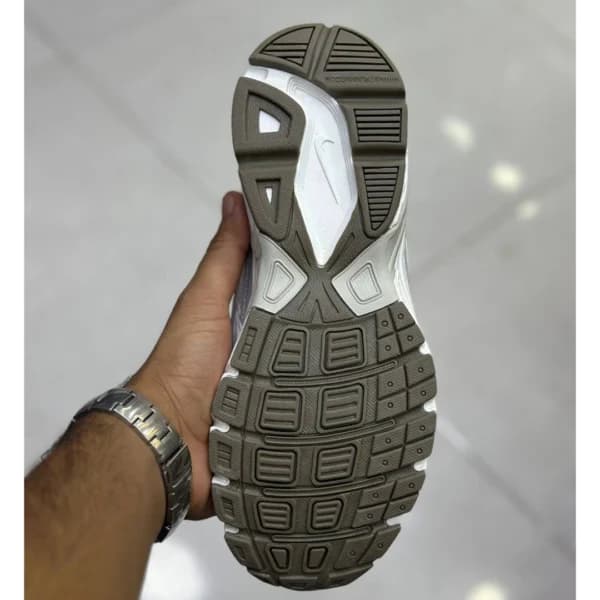 نایک اینیشیتور سفید خاکستری قهوهای Nike Initiator Phantom Light Bone Sail Brown IB4339-001 — تصویر ۷
