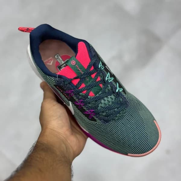 نایک ریکت پگاسوس تریل ۵ سبز تیره بنفش سفید Nike React Pegasus Trail 5 — تصویر ۳