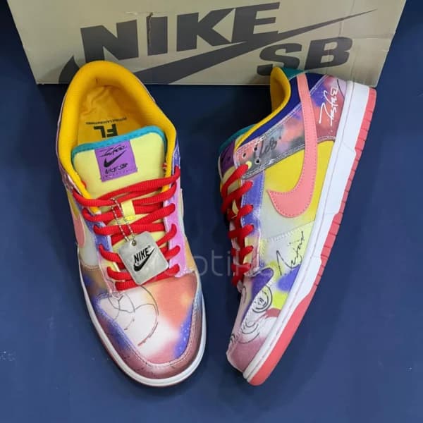 نایک اس بی دانک لو فیوچرا Nike SB Dunk Low Futura Laboratories Sunblush — تصویر ۳