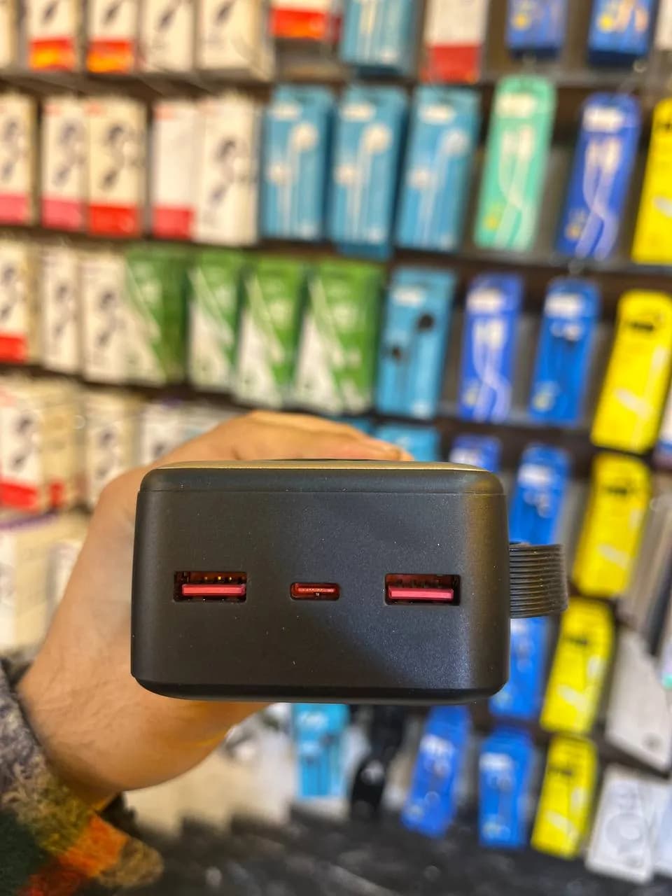 پاوربانک سوپر فست شارژ 22.5 وات 30000 میلی آمپر KPS مدل KPG-302 دارای نمایشگر با گارانتی 12 ماهه آسان توزیع — تصویر ۸