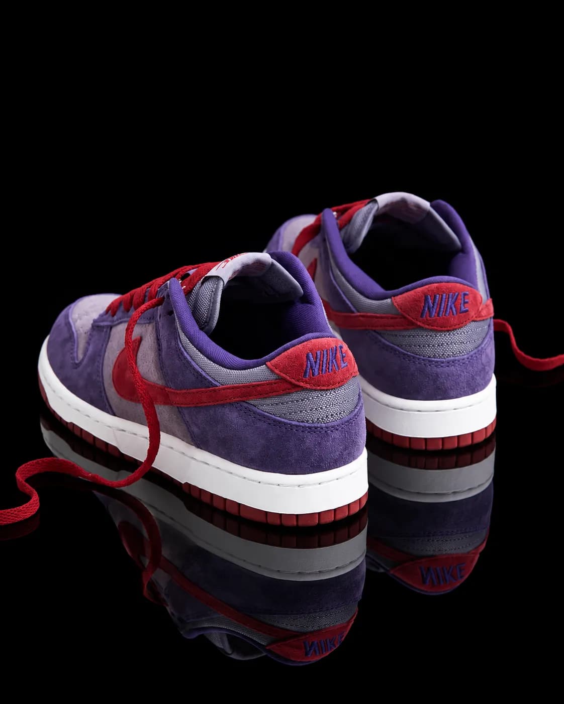 نایک SB Dunk Low Plum بنفش قرمز — تصویر ۳