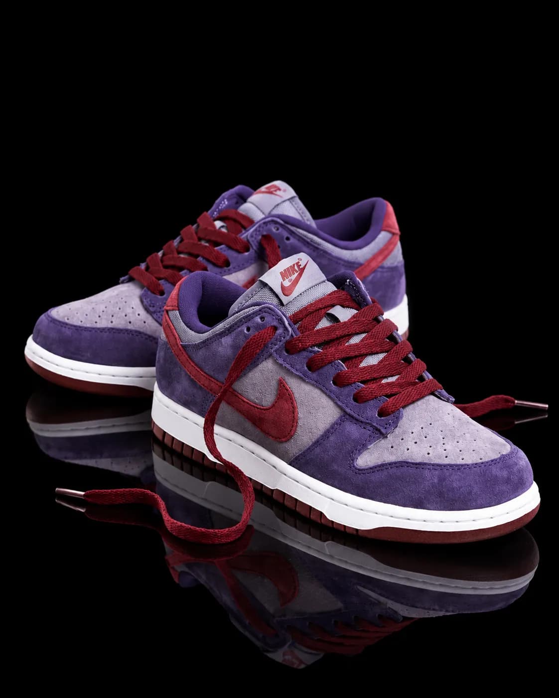 نایک SB Dunk Low Plum بنفش قرمز — تصویر ۲