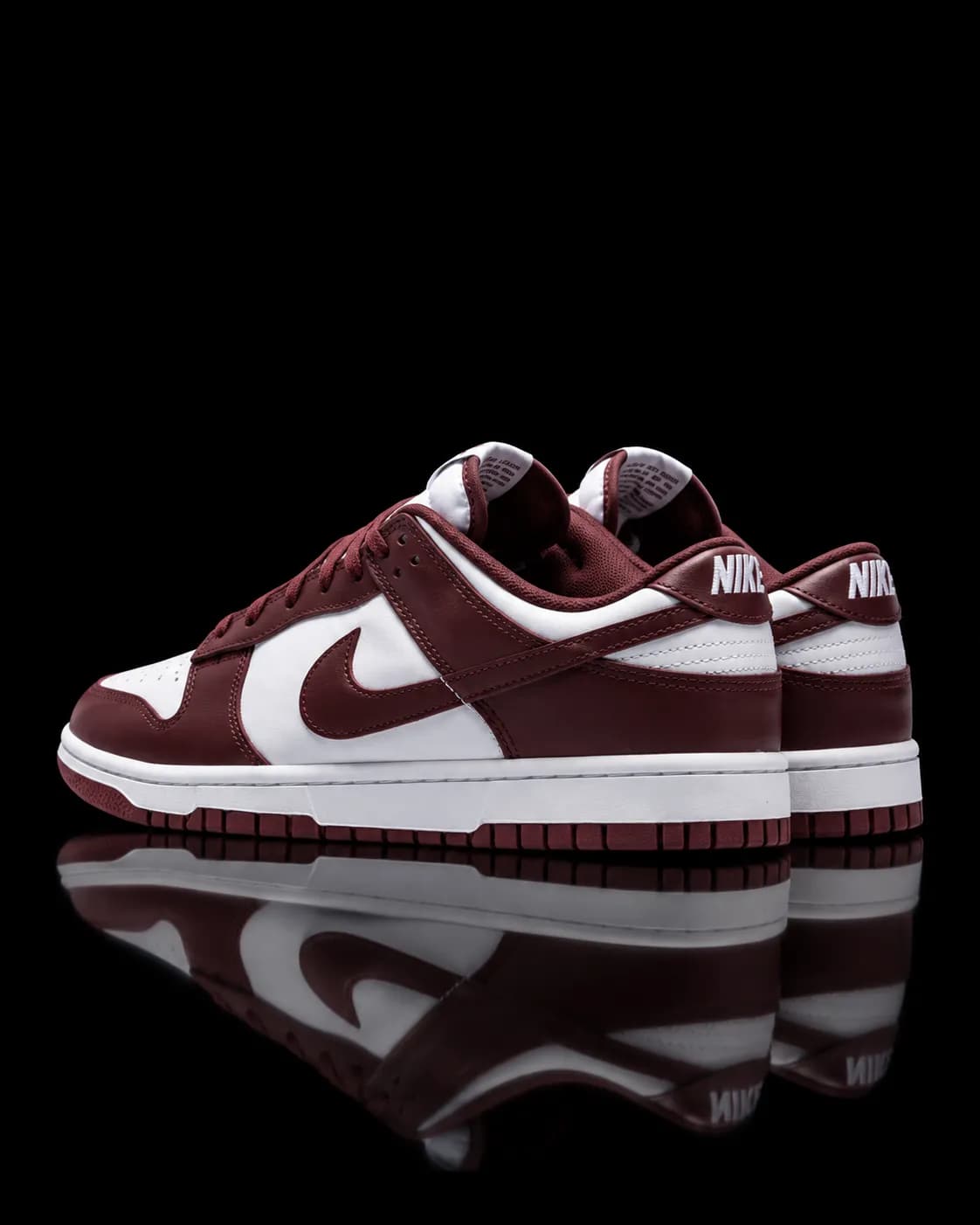 نایک SB Dunk Low Team Red سفید زرشکی — تصویر ۵