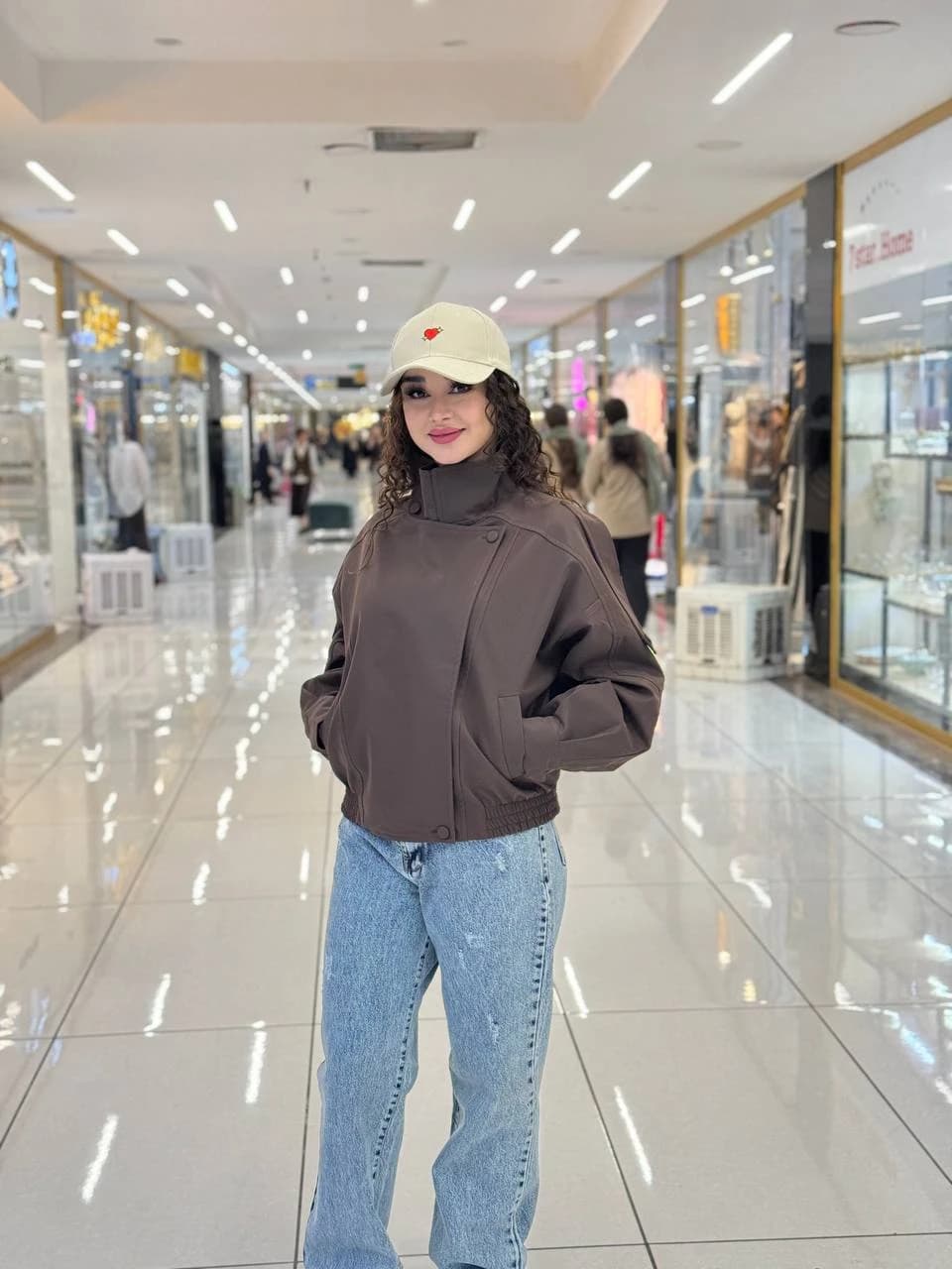 زنانه بامبر جکت — تصویر ۳