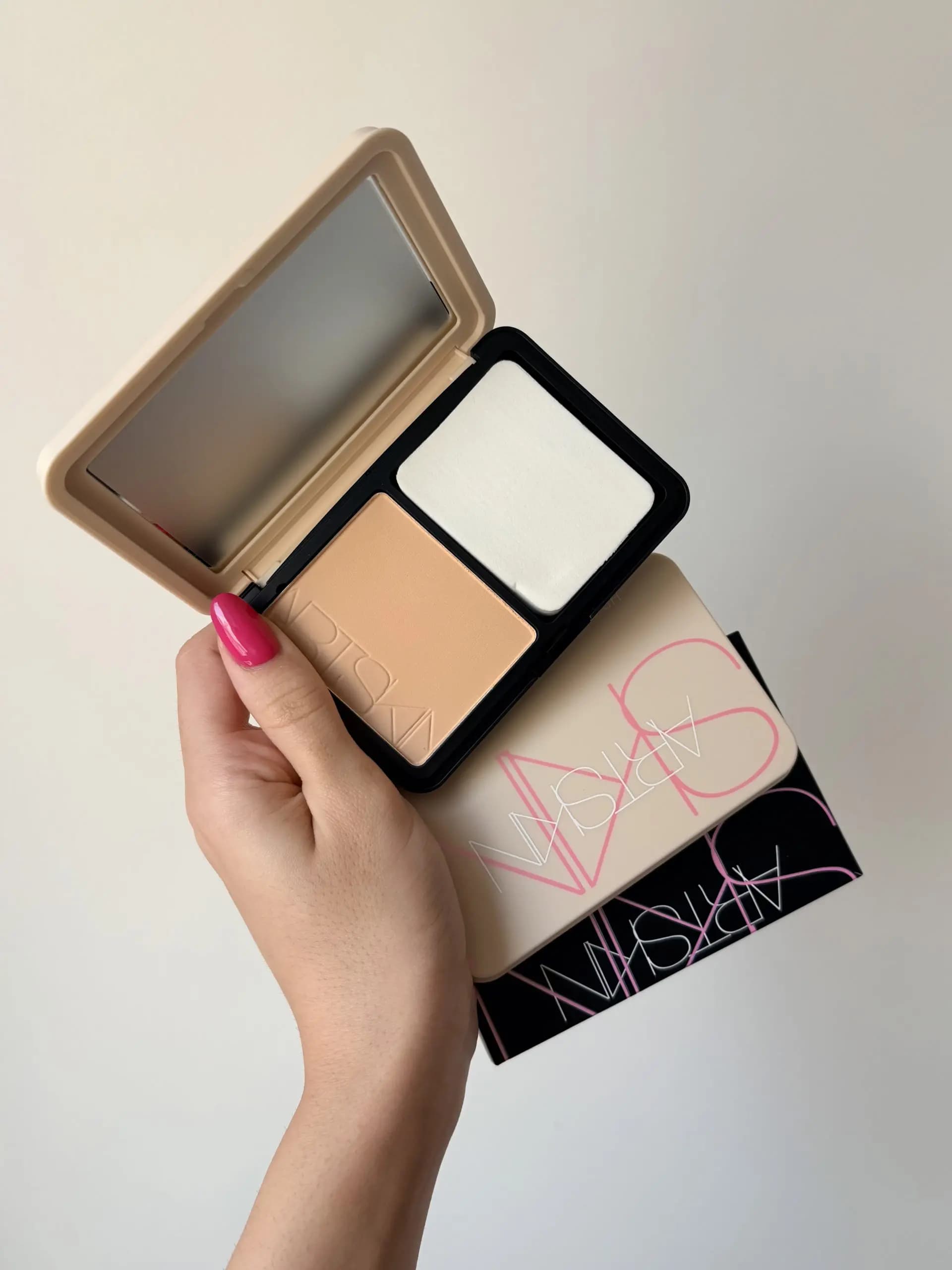 پنکک آرت اسکین طرح نیکس Artskin