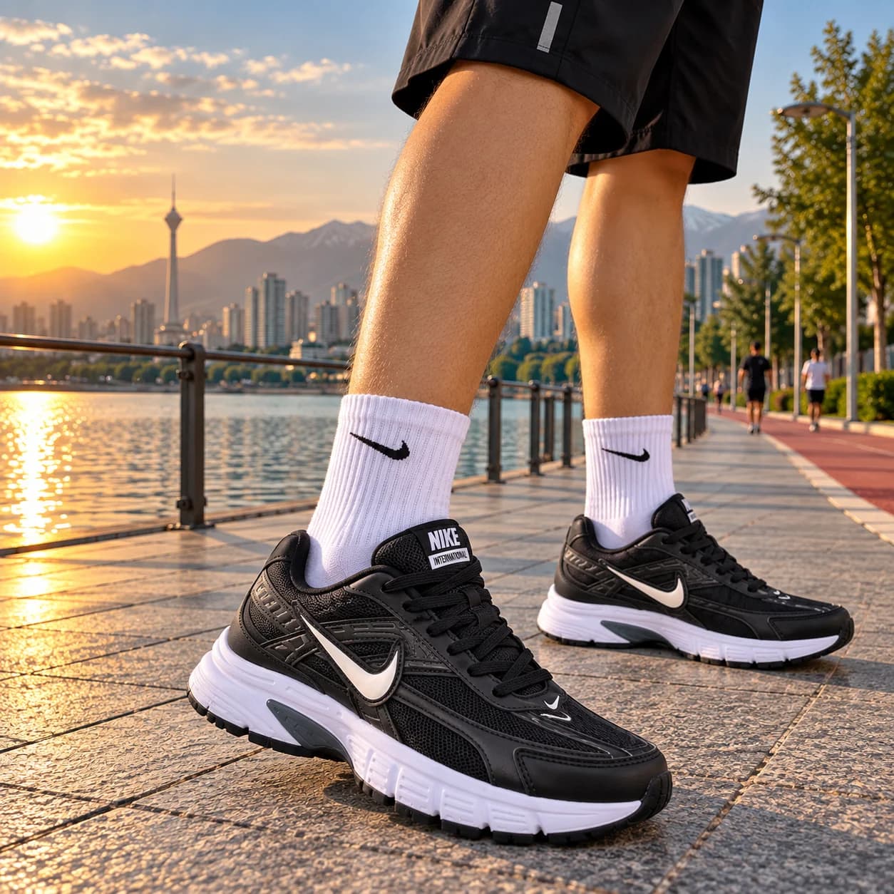 کتونی رانینگ راحتی نایک اینترناتور / NIKE INTERNATOR / رنگ مشکی سفید / 4020 — تصویر ۳