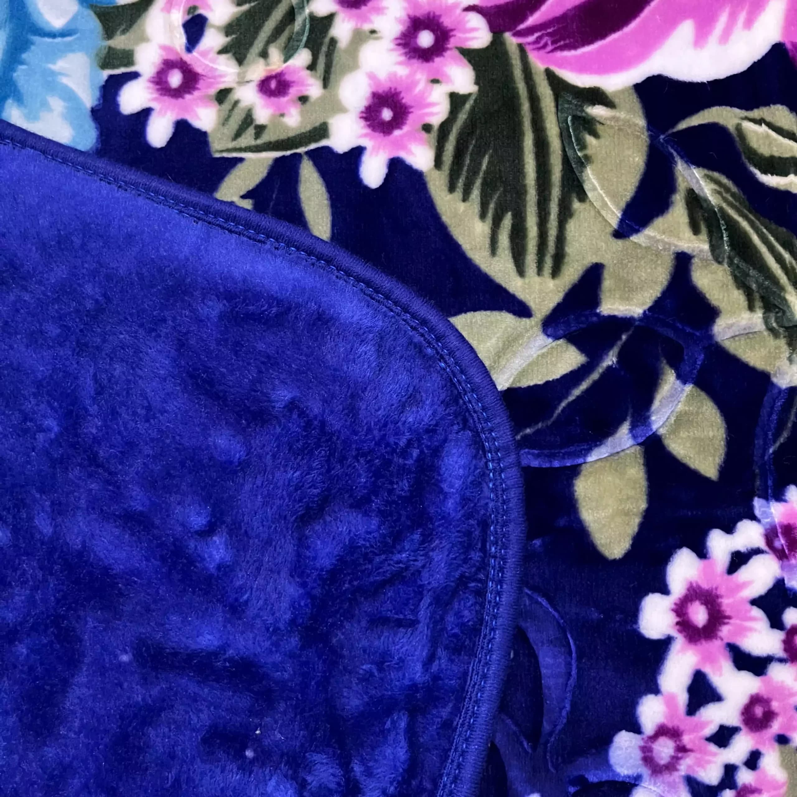 پتو دونفره شاپرک گلدار آبی کاربنی — تصویر ۴