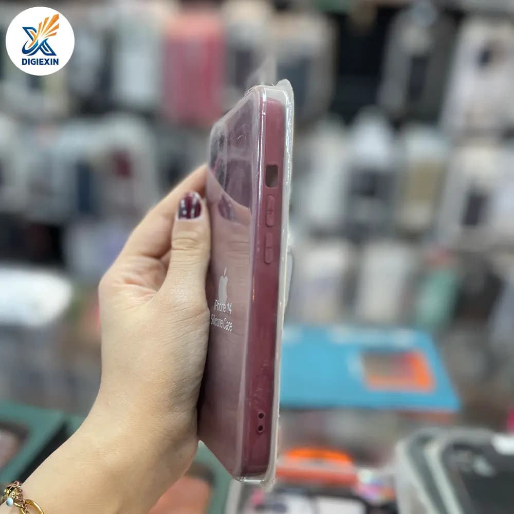 کاور سیلکونی اصل مناسب برای آیفون 14 نرمال — تصویر ۶