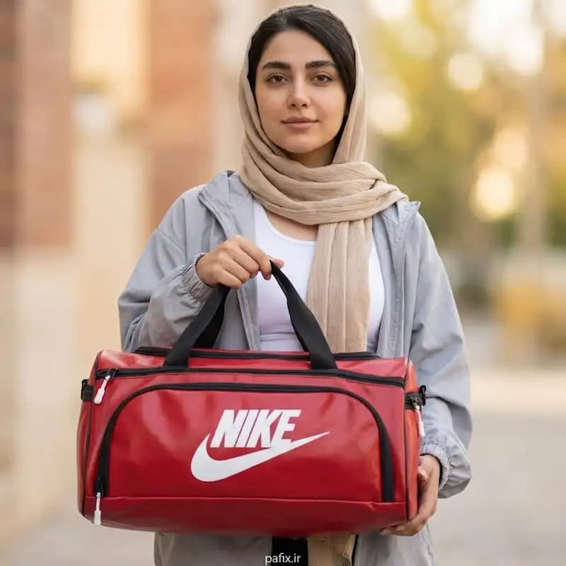 ساک ورزشی جاکفشی دار نایک رنگ قرمز چرم مصنوعی مناسب باشگاه کد 10282 — تصویر ۲