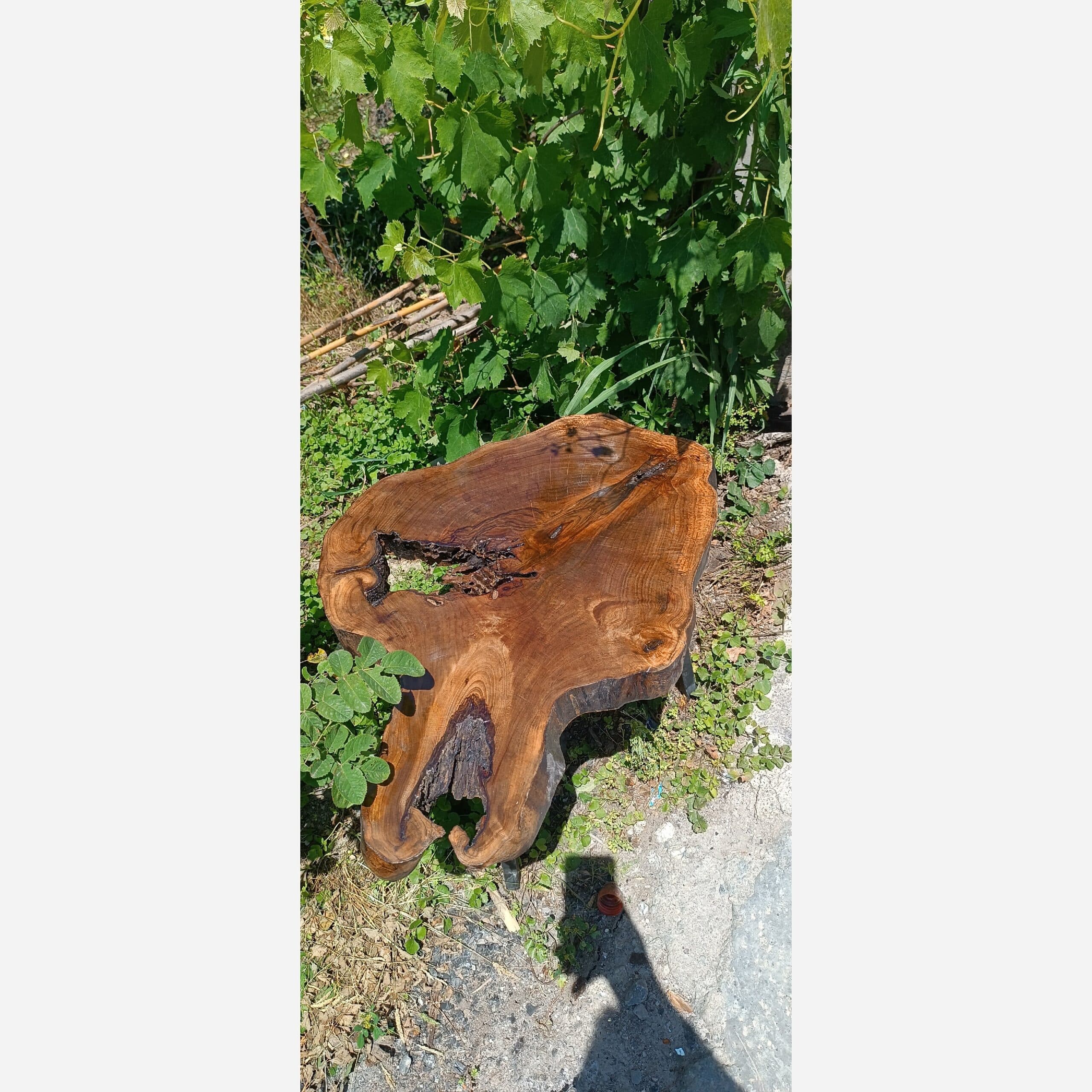 میز عسلی چوبی روستیک بزرگ پر نقش کامنا مدل 13153234 — تصویر ۲