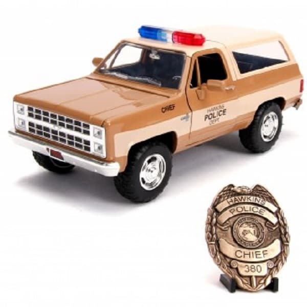 ماکت ماشین جادا مدل Hoppers Chevy Blazer With Police Badge — تصویر ۳