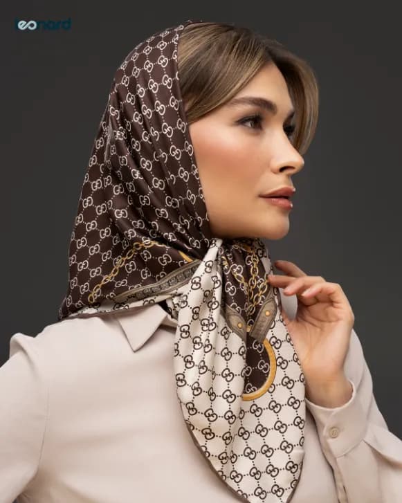 روسری ابریشم توییل 90 | کد 2468 — تصویر ۲