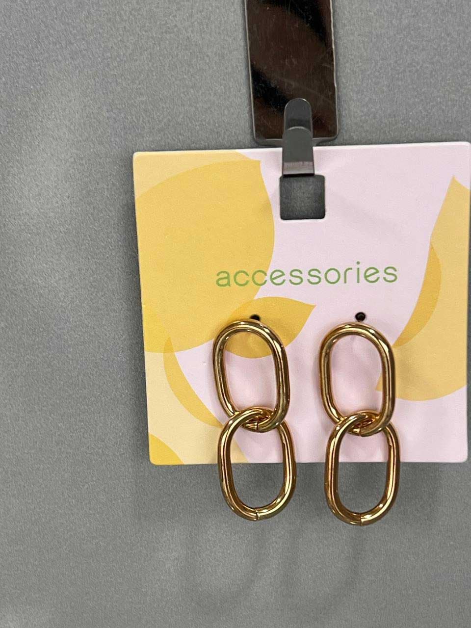گوشواره مینیمال طلایی حلقه ای مدل Accessories