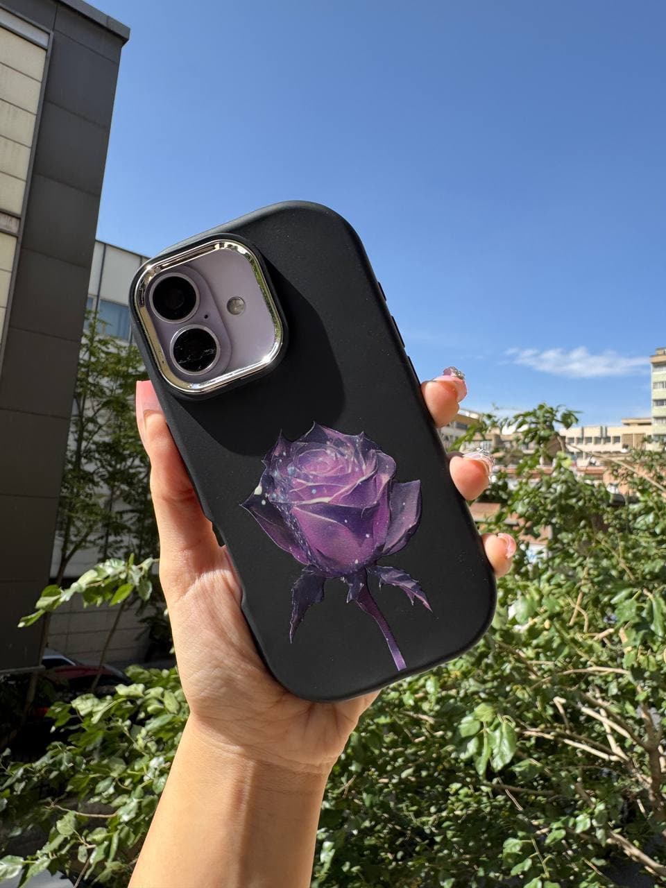 قاب آیفون رز بنفش — تصویر ۳
