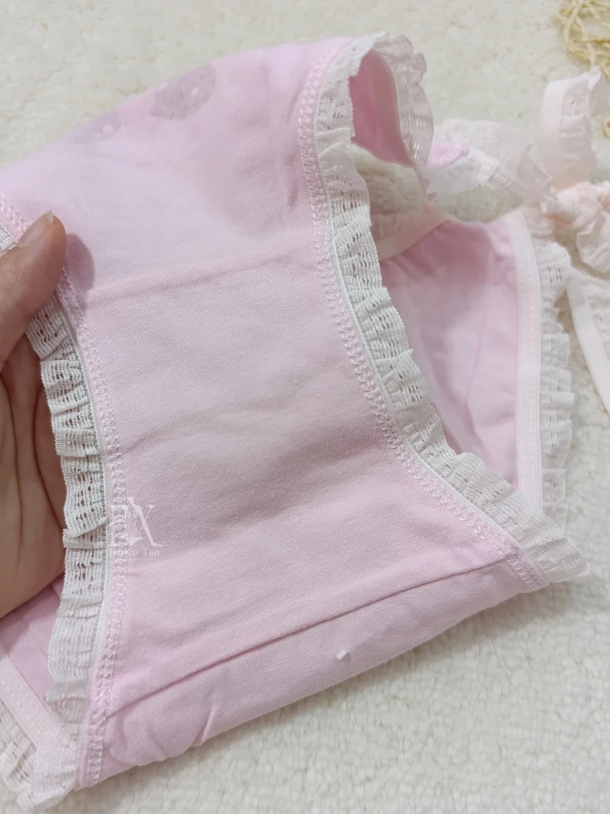 شورت گره ای زنانه لبه توری توت فرنگی کد 107 — تصویر ۴