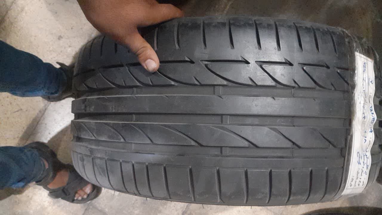 لاستیک برجستون ۲۵۵/۳۵/۱۹ زیر صفری