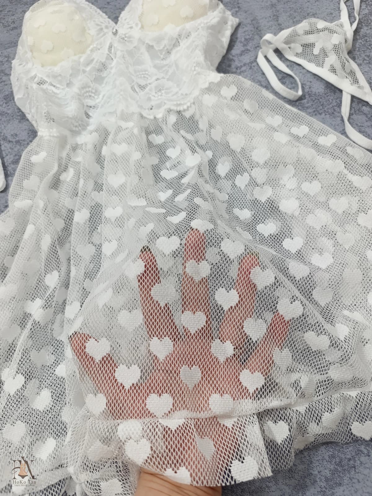 کاستوم عروس کاپدار فانتزی سفید برند anahel کد 106 — تصویر ۴