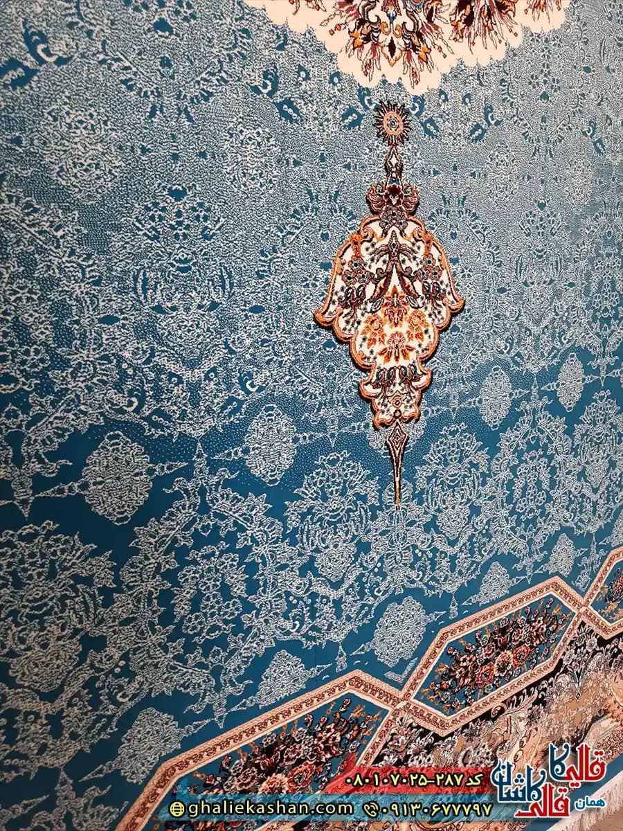 فرش طرح 700 شانه طرح هالیدی زمینه آبی کاشان — تصویر ۷