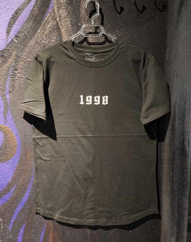 تیشرت طرح 1998 کد 633 — تصویر ۳