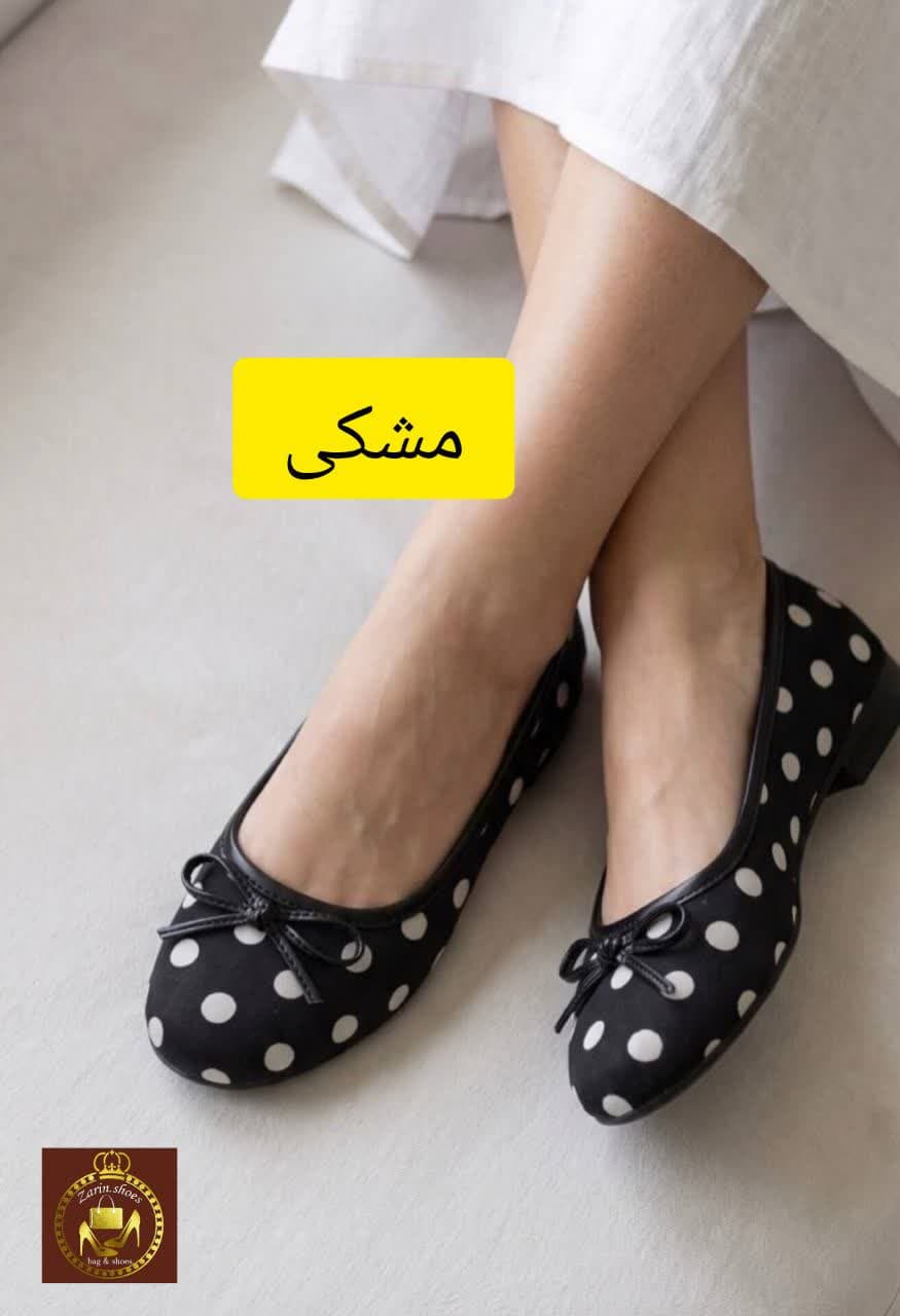 کالج زنانه خال خالی — تصویر ۷