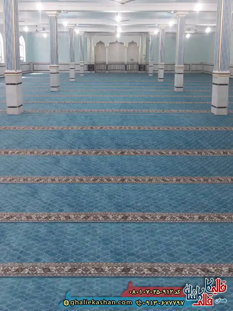 فرش نماز و مسجد 700 شانه کاشان طرح تشریفات مکی زمینه آبی فیروزه ای