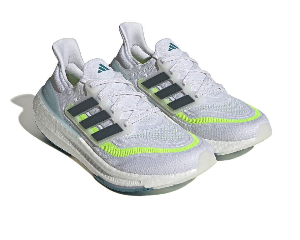 Adidas ULTRABOOST LIGHT Shoes — تصویر ۳