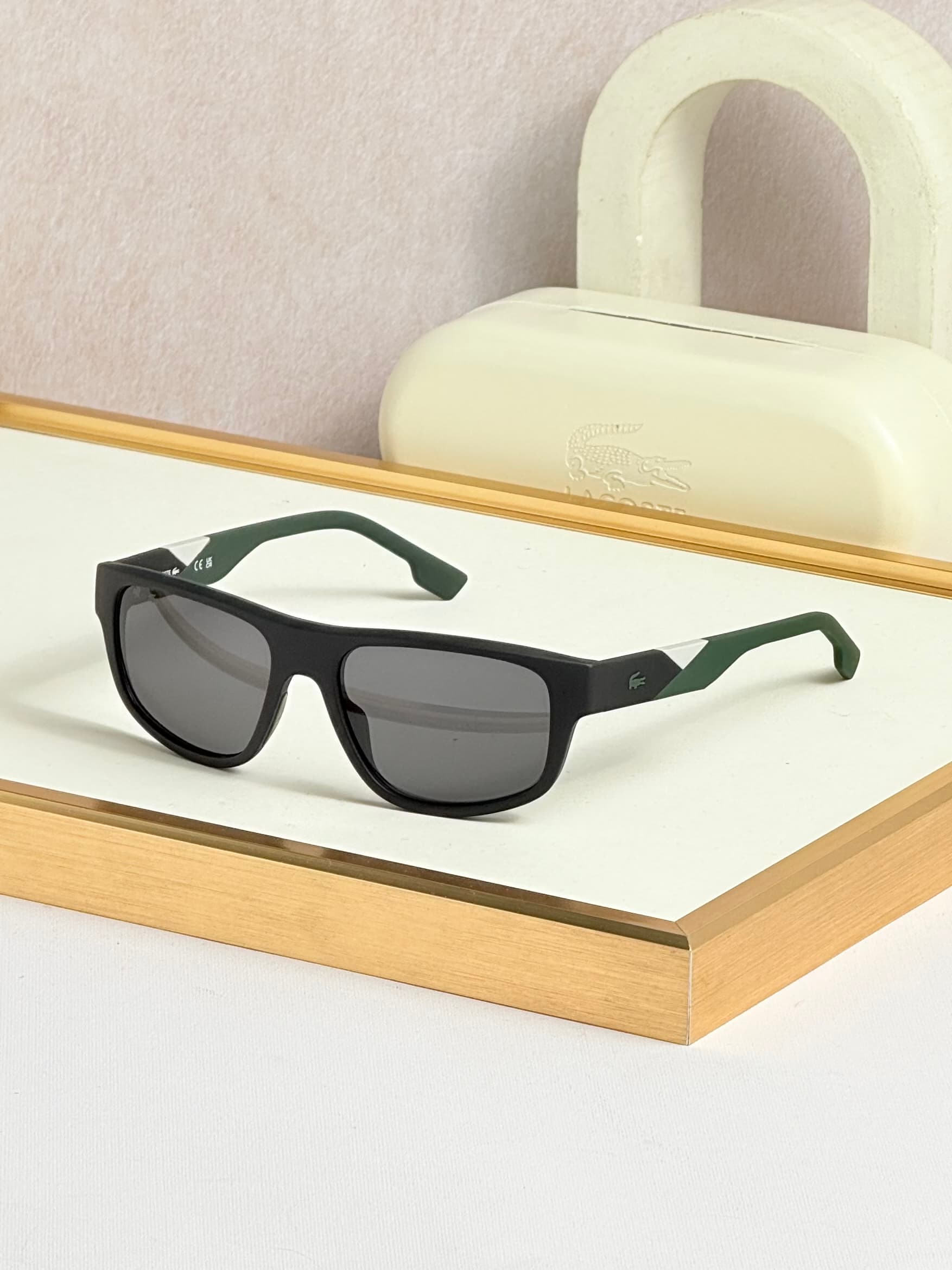 عينک آفتابی اورجينال اسپورت اوتلت لاكوست مدل LACOSTE L6042S OUTLET