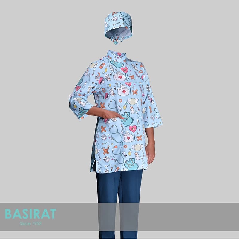 اسکراب پزشکی یقه دار طرح چسب زخم زنانه (تک) — تصویر ۴