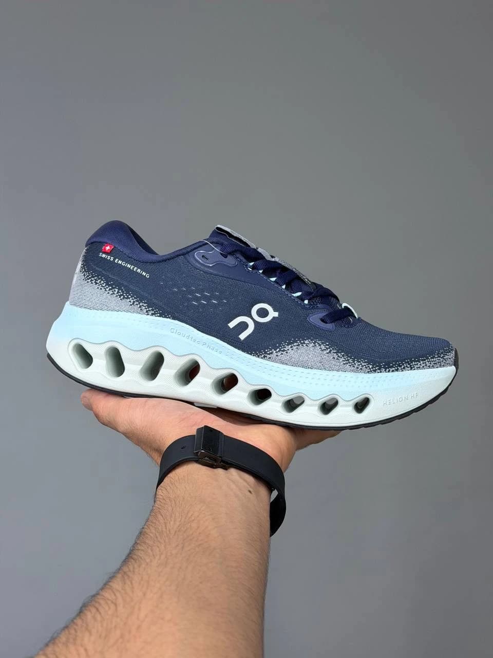 کتونی آن رانینگ کلودسرفر سورمه ای آبی On Running Cloudsurfer 3 Navy Blue — تصویر ۲